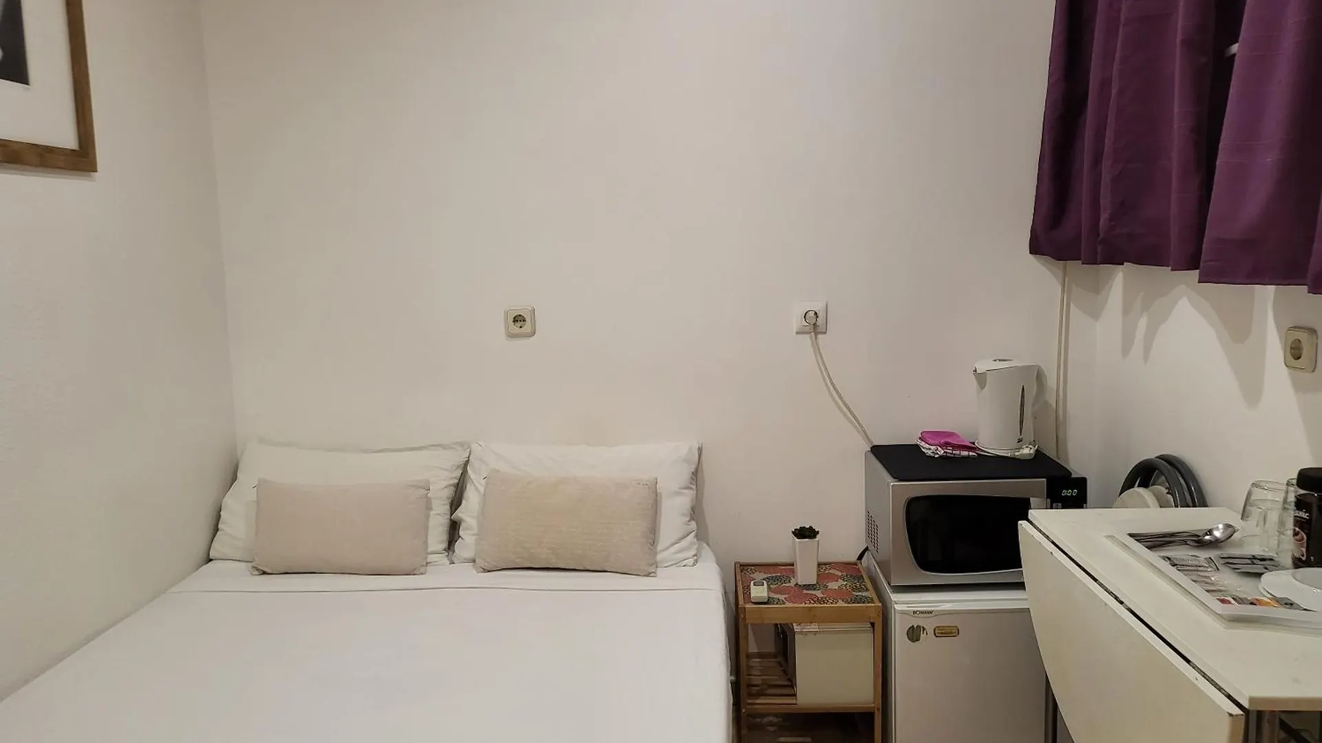 Barcelona Rooms 294