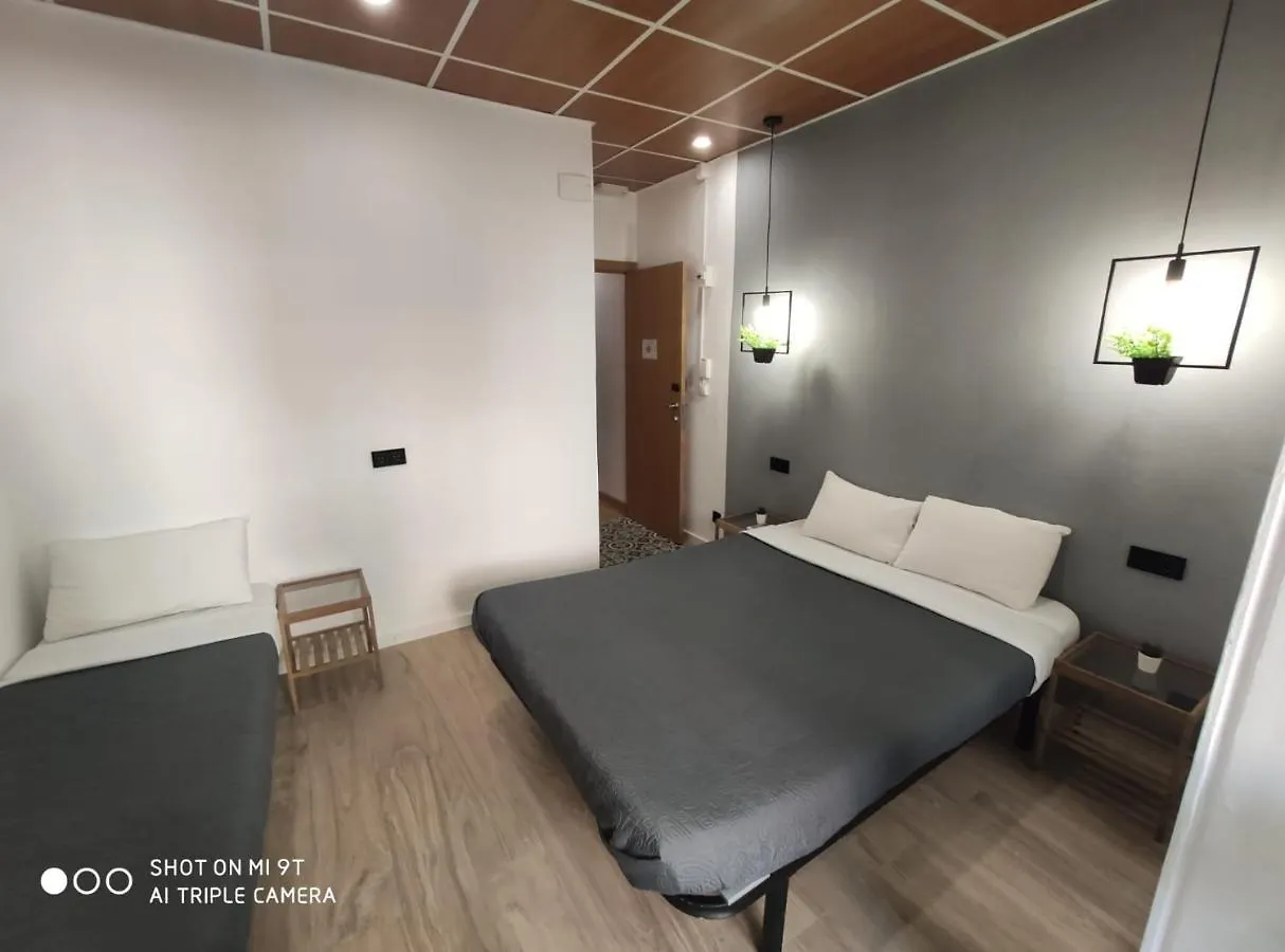 Barcelona Rooms 294